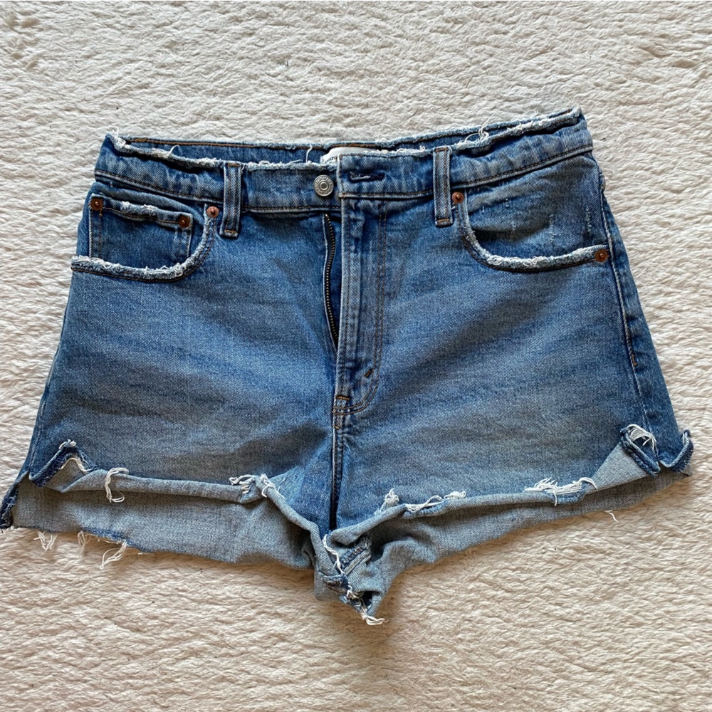 Abercrombie & Fitch The Cutoff Short High Rise